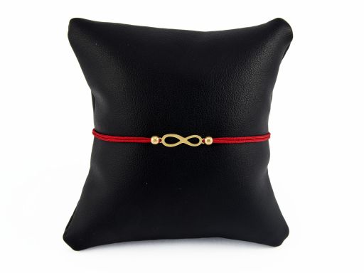 Bransoletka na czerwonym...