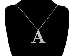 Naszyjnik srebrny rodowany - litera A