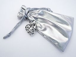 Wisiorek srebrny 3D w kształcie serca