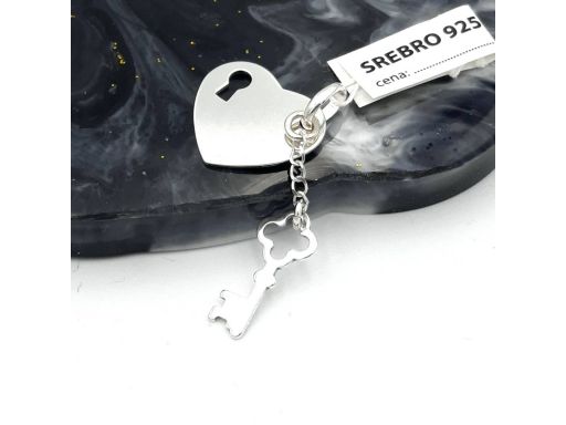 Wisiorek srebrny serce i...