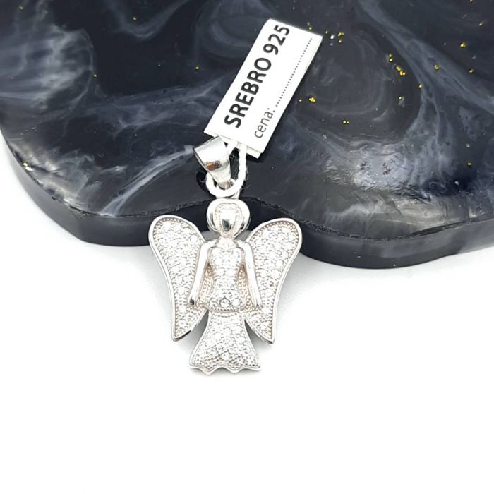 Wisiorek srebrny z cyrkoniami w kształcie aniołka
