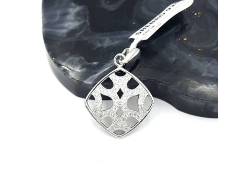 Wisiorek srebrny z cyrkoniami