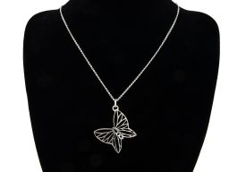 Wisiorek srebrny w kształcie motyla