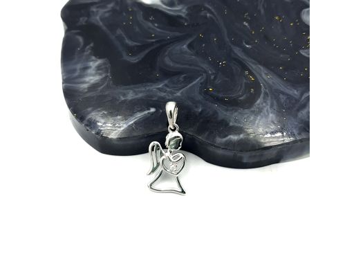 Wisiorek srebrny aniołek