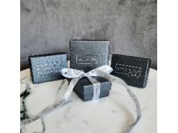 Kolczyki srebrne długie z czarnym kamieniem