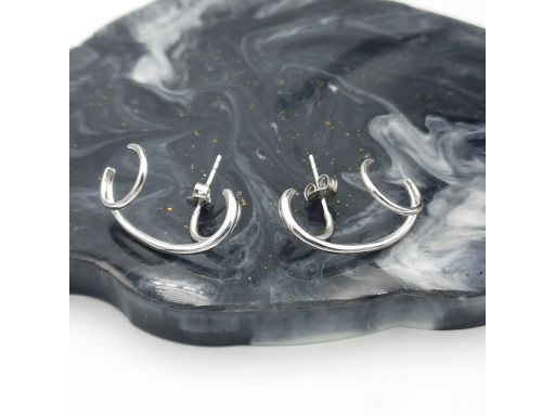 Nowoczesne srebrne  kolczyki