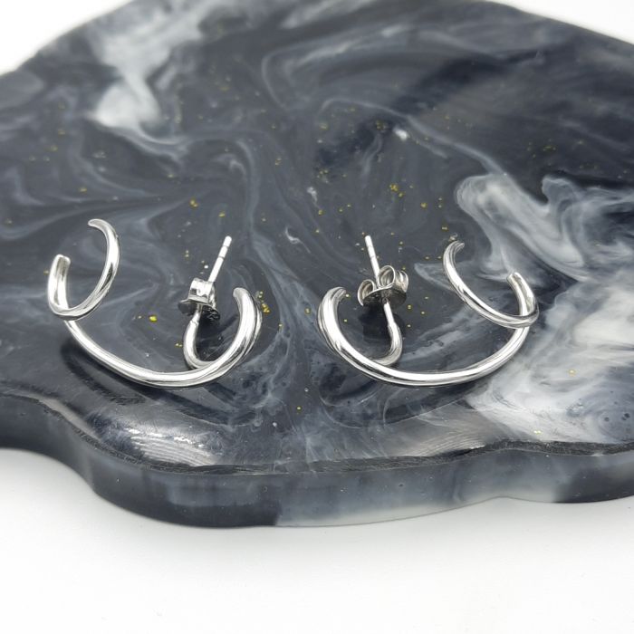 Nowoczesne srebrne  kolczyki